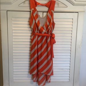Express Med Adorable orange/cream highlow dress